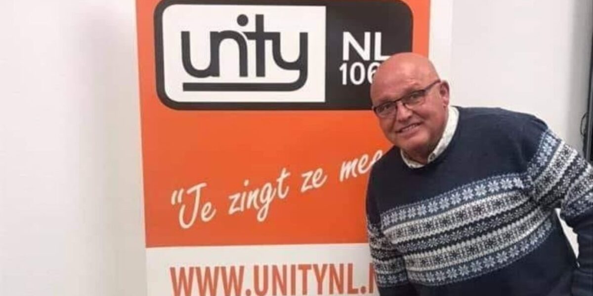 Zoeterwoudse volkszanger en postbode John Melody overleden