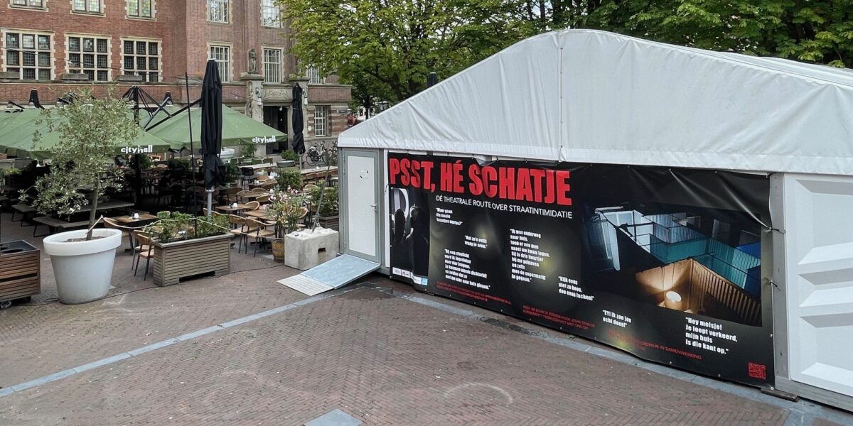 Theaterroute in Leiden laat bezoekers ervaren wat straatintimidatie betekent