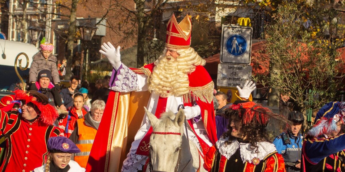De Hoofdpiet in de VrijMiBo over de intocht van Sinterklaas in Leiden