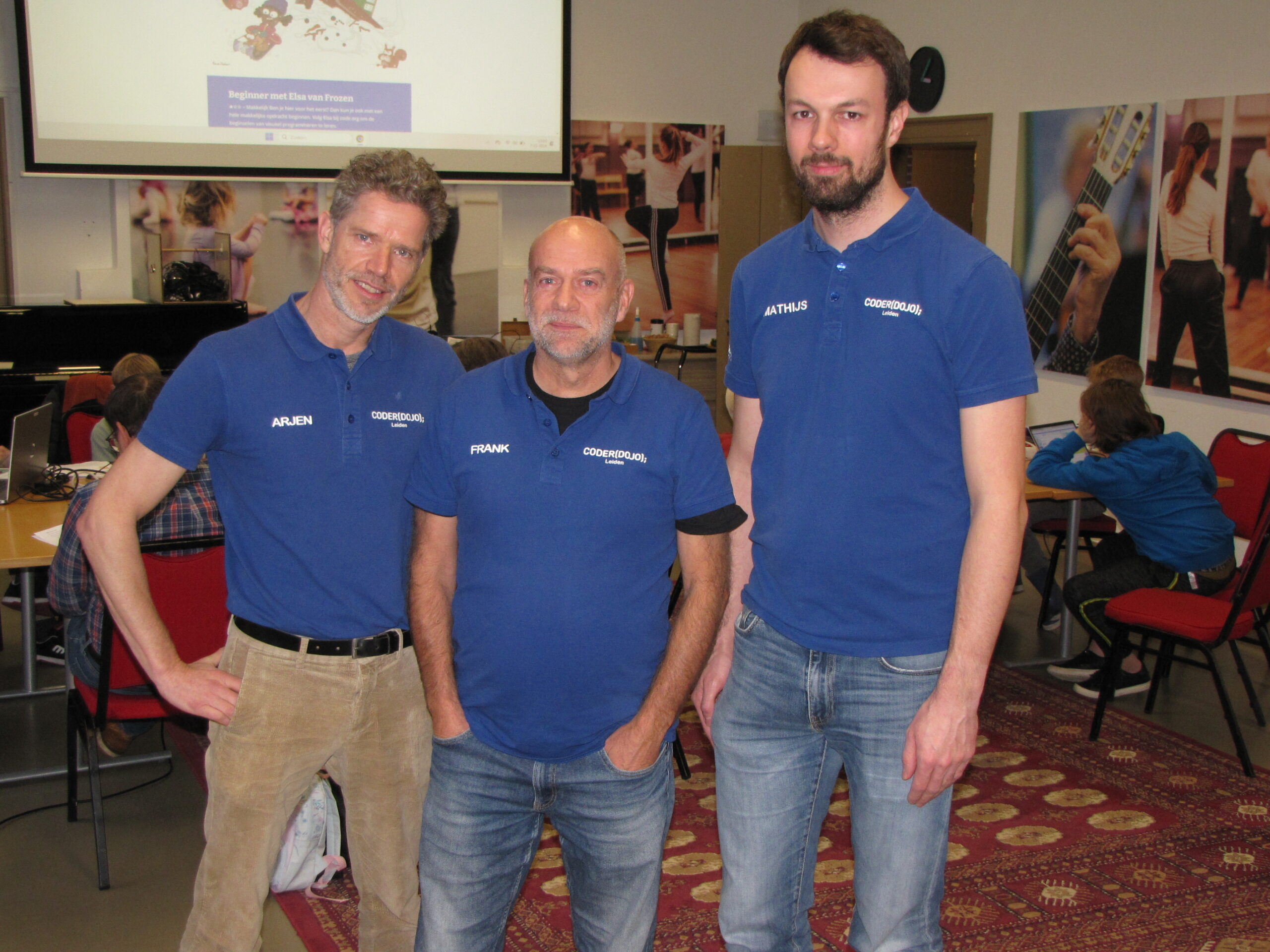 3 CoderDojo-vrijwilligers: Arjen, Frank en Mathijs. (Foto: Paul Aalbers)