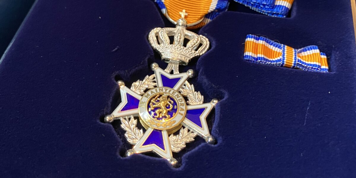 Afscheid met eer: Rob Nelissen benoemd tot Officier in de Orde van Oranje-Nassau
