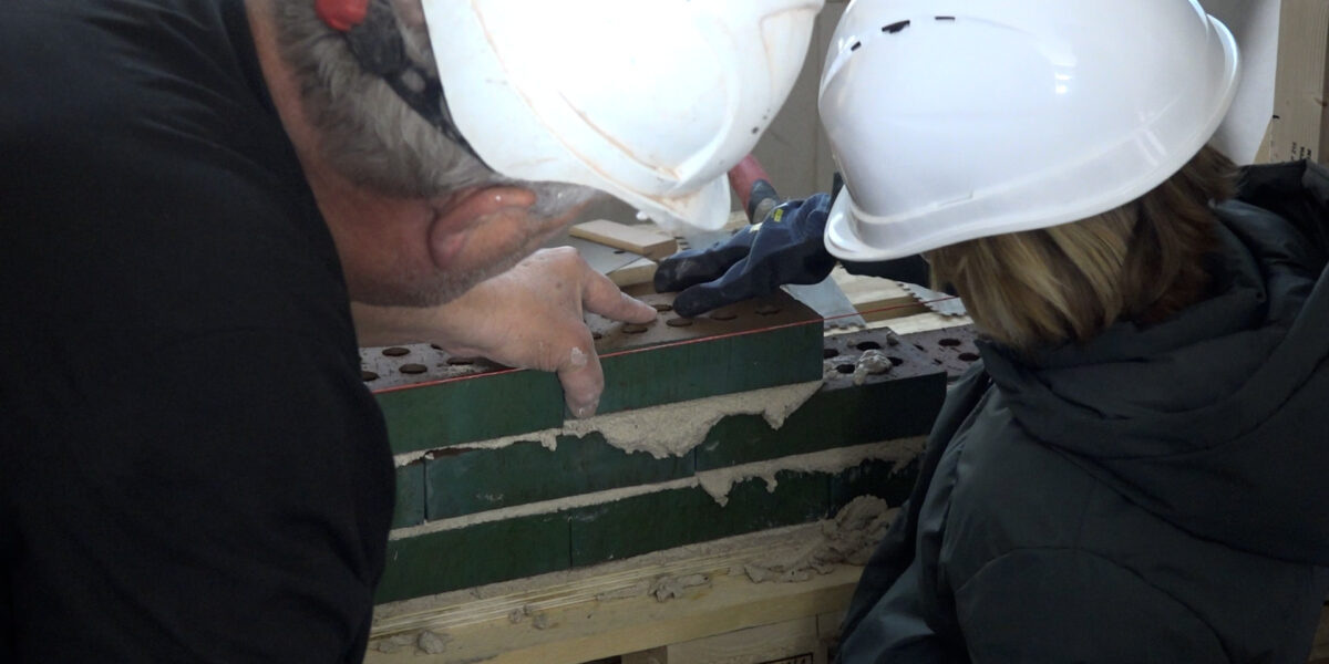 Klusklas Bernardusschool klussen in nieuwe school