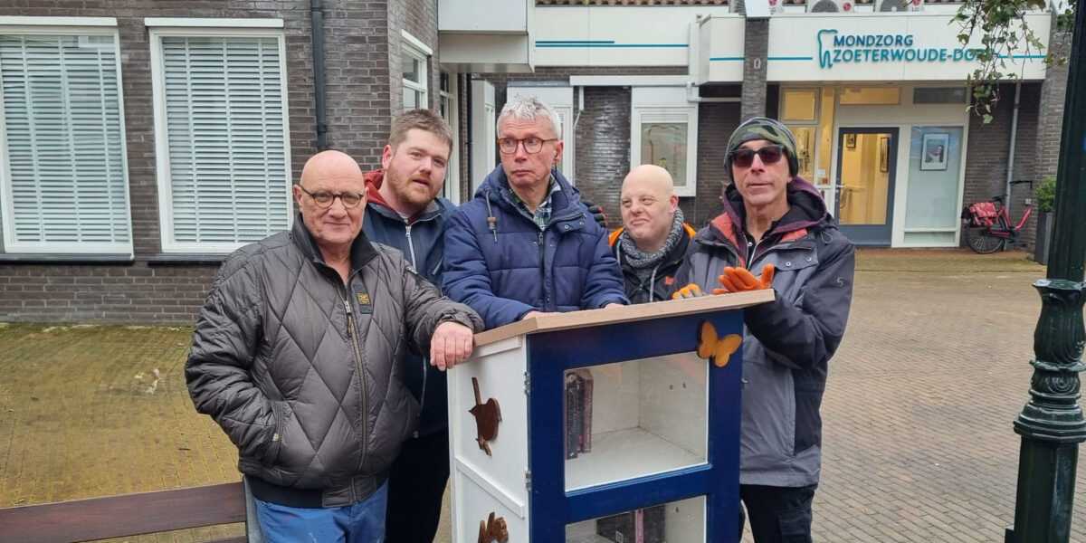 Boekenhuisje in Zoeterwoude vernieuwd