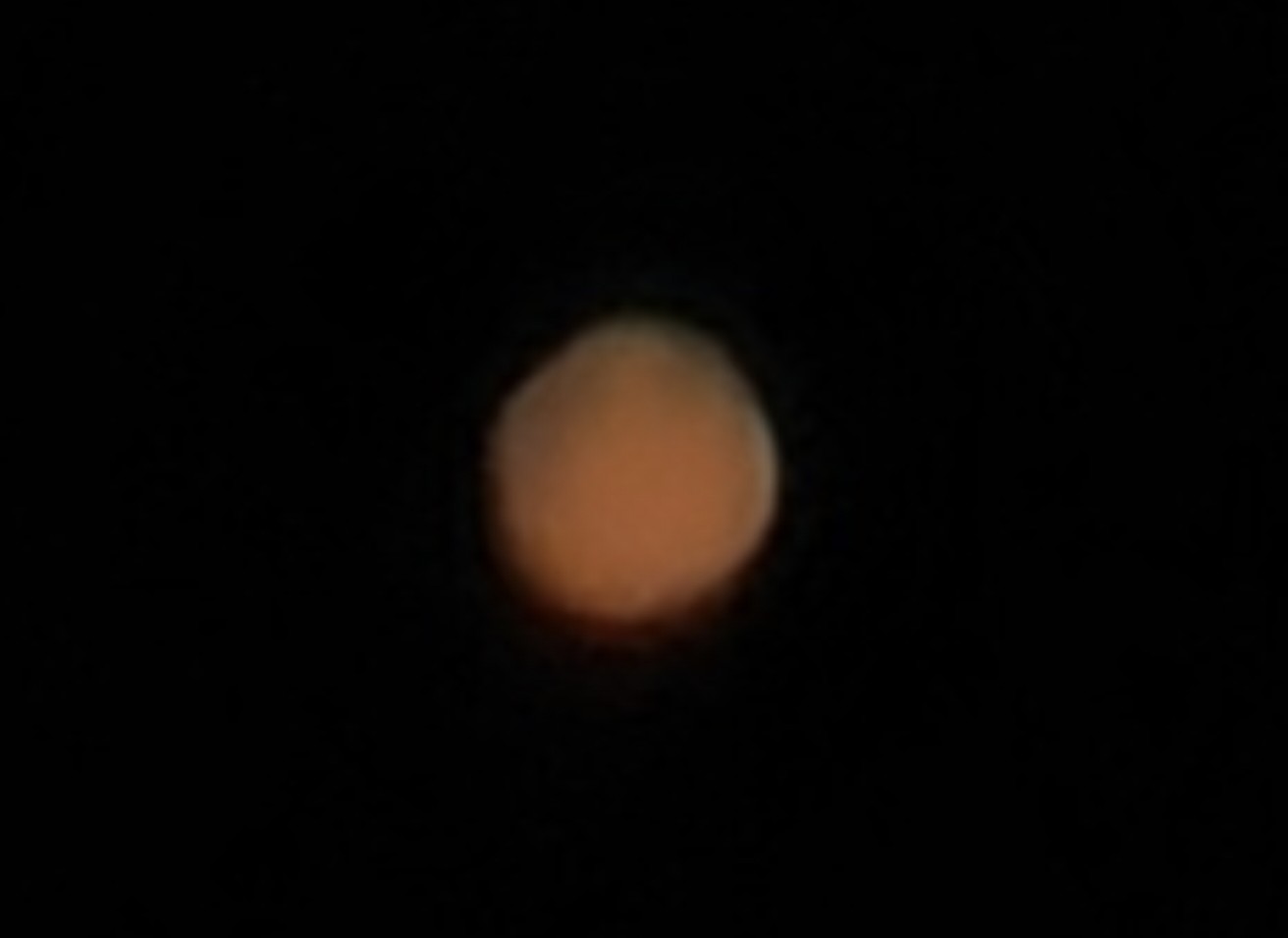 Mars, gefotografeerd door de Zunderman reflector. (Foto: Iulian Berca)