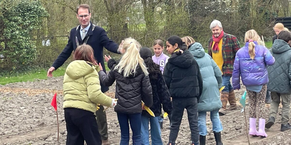 Schooltuinen Leiden zoeken nieuwe vrijwilligers voor komend seizoen