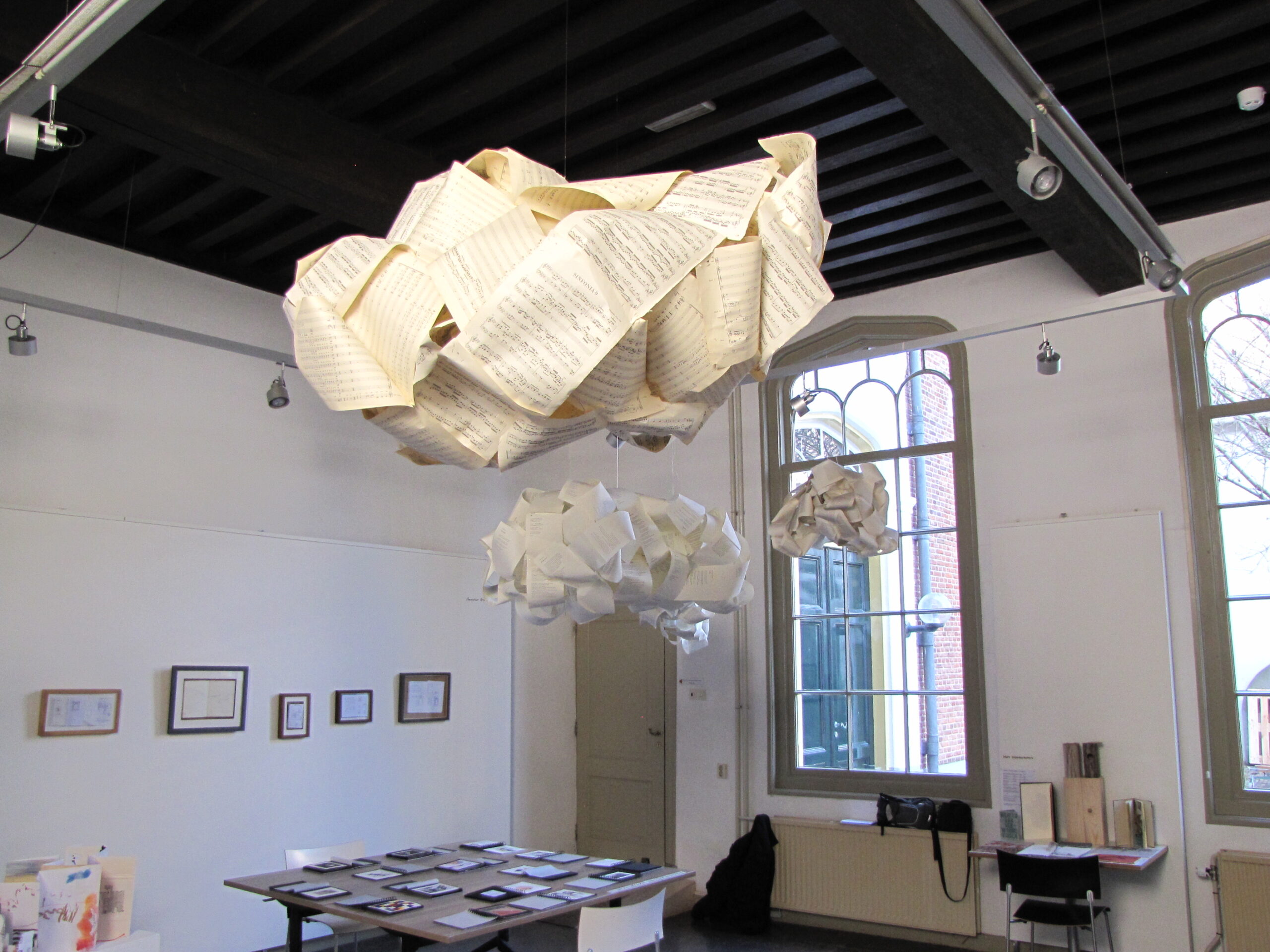 Boekwolken, van Annelies Brakkee. (Foto: Paul Aalbers)