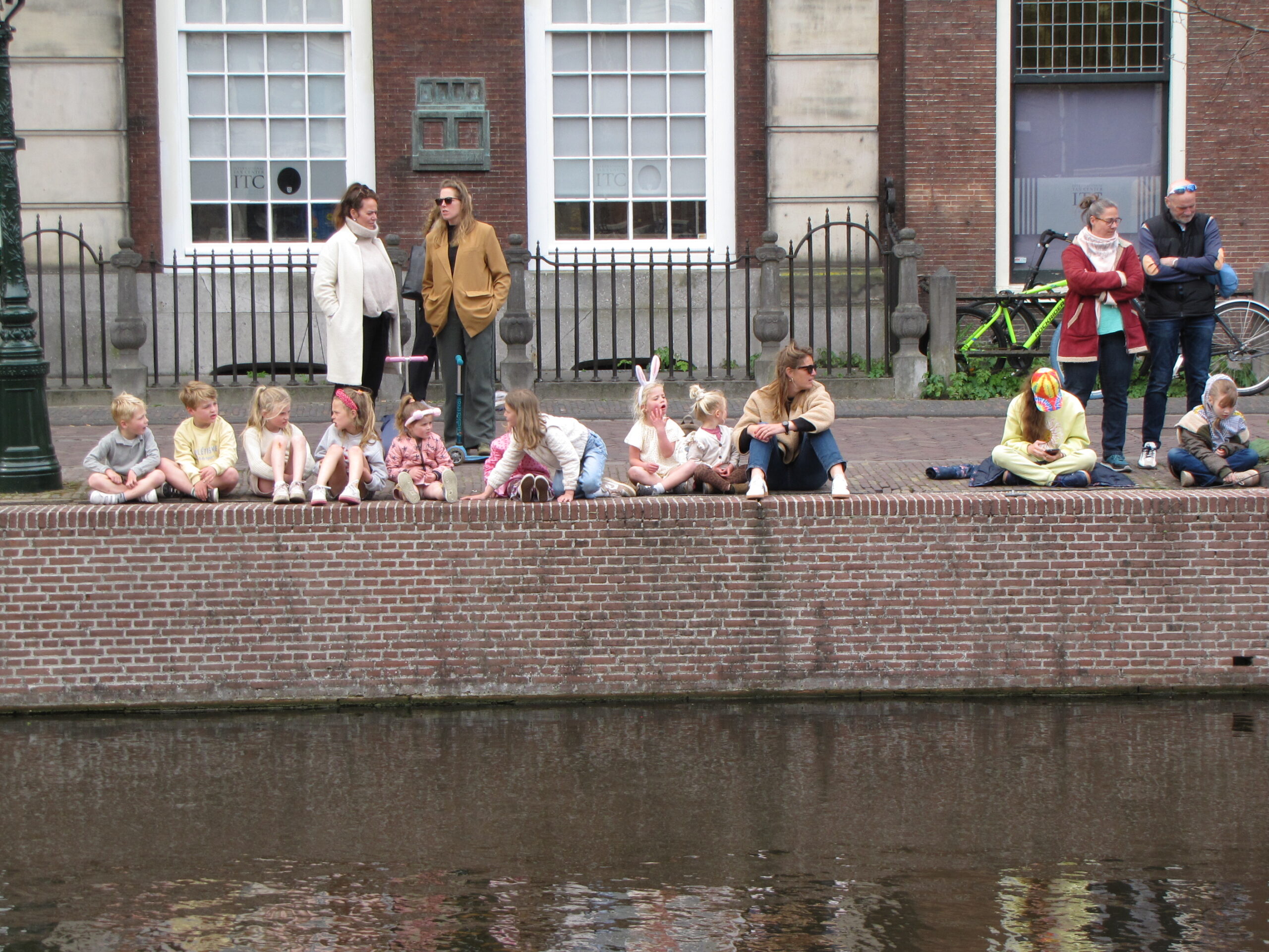 Wachten op wat komen gaat. (Foto: Paul Aalbers)