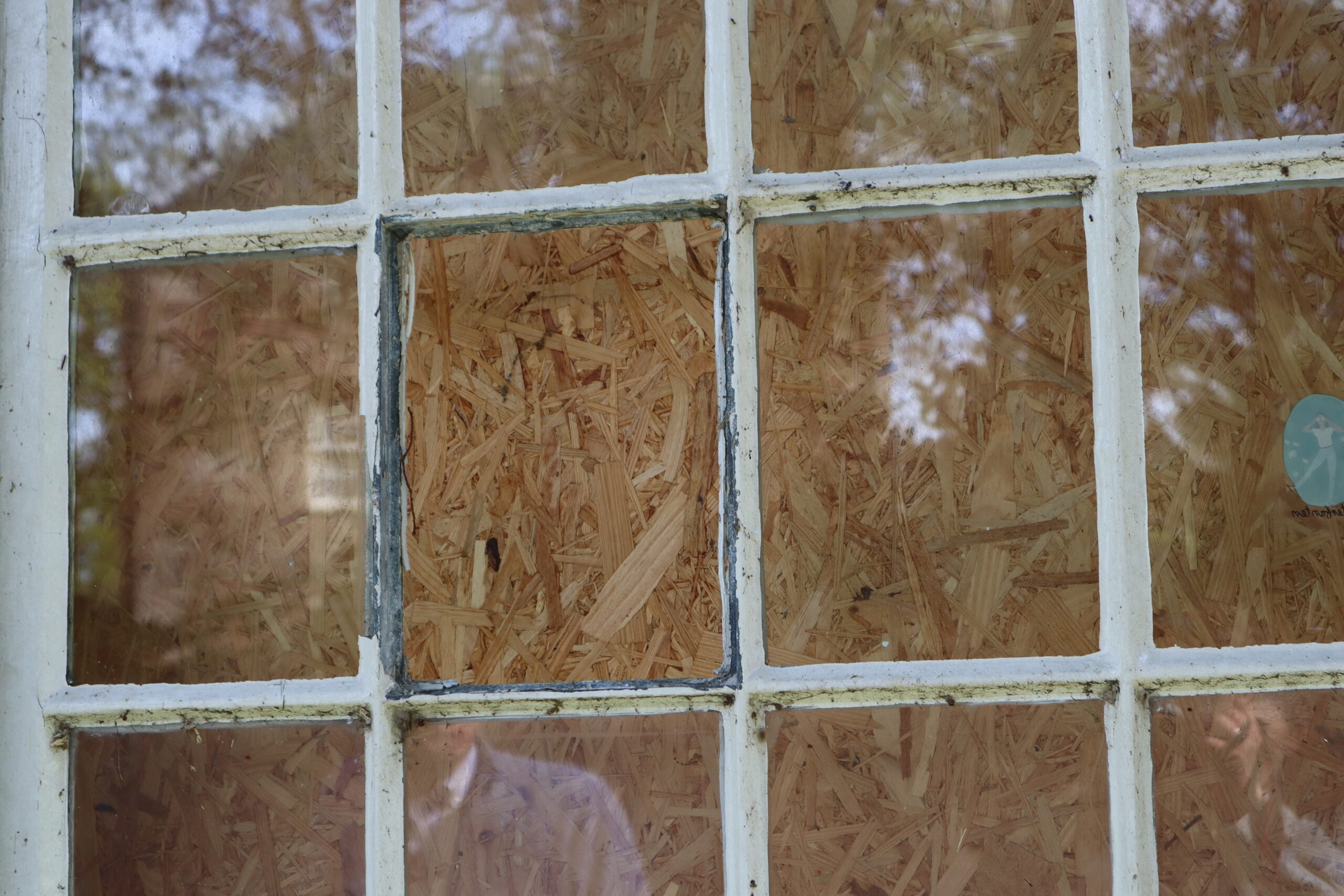 Inbraak in het pand heeft  er voor gezorgd dat niet meer bruikbaar is.