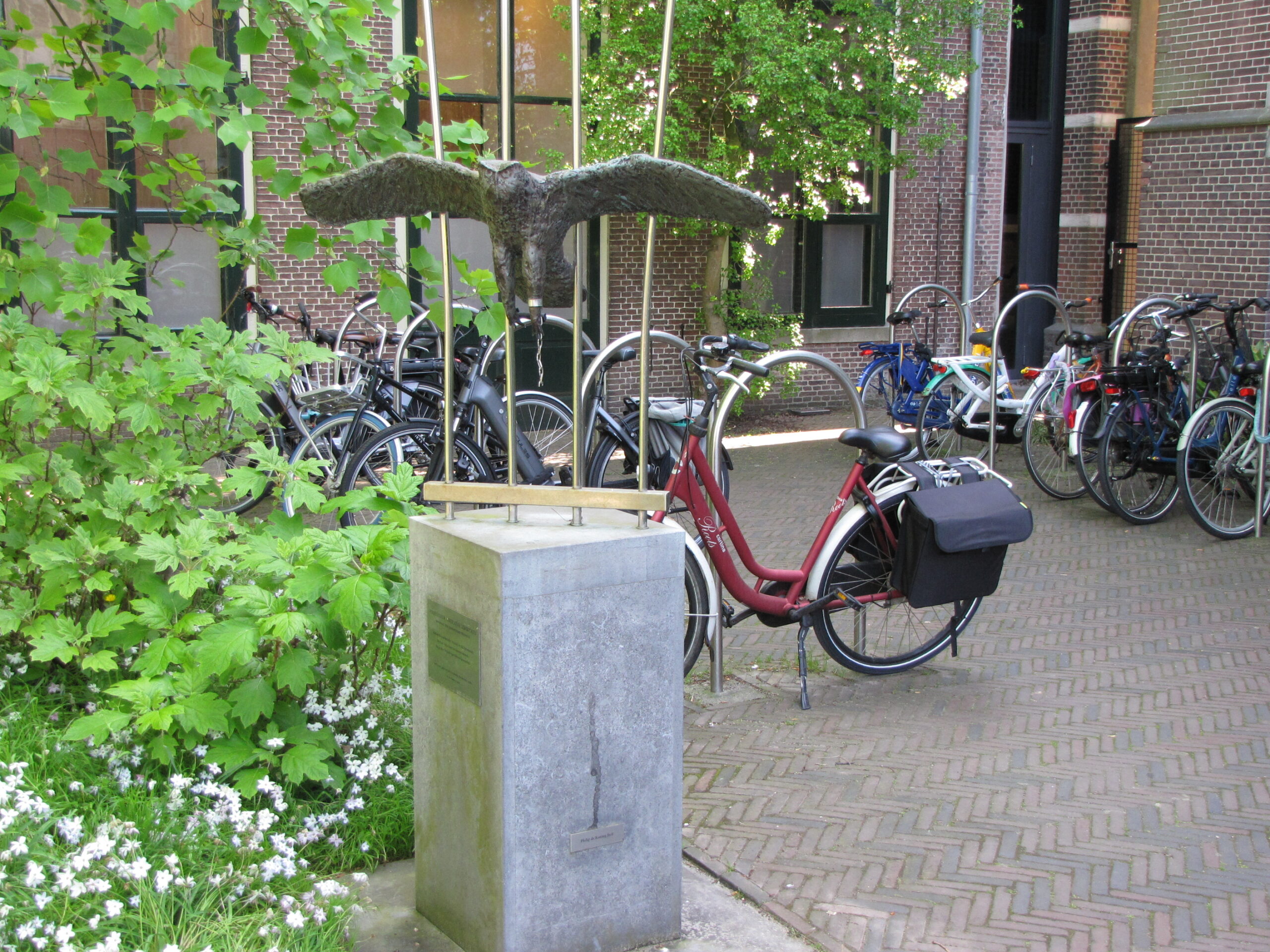 Praesidium Liberatae Libertatis (Bolwerk van de Herwonnen Vrijheid), bij het Academiegebouw en de Hortus Botanicus. (Foto: Paul Aalbers)