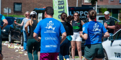 Centraal+ medewerkers doen mee aan de Leiden Marathon 2025.