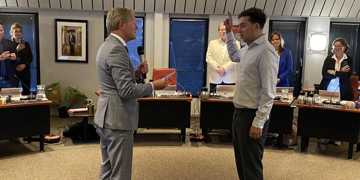 Luuk van Dort beëdigd als commissielid CDA Zoeterwoude