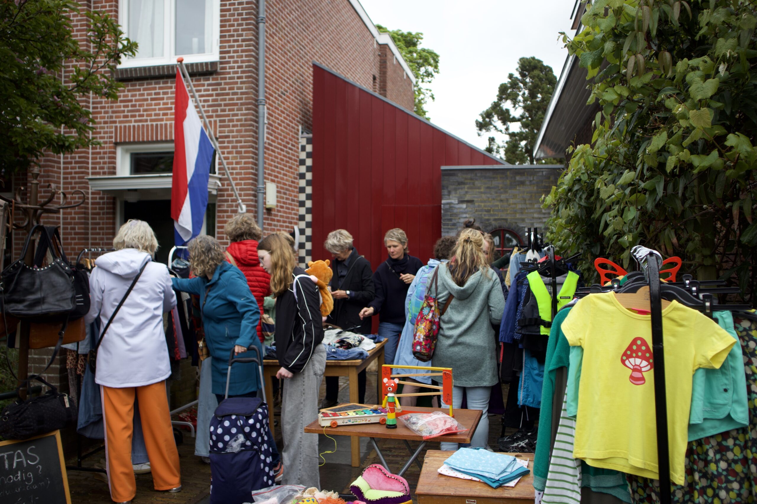 Ook werd er een vrijmarkt gehouden.