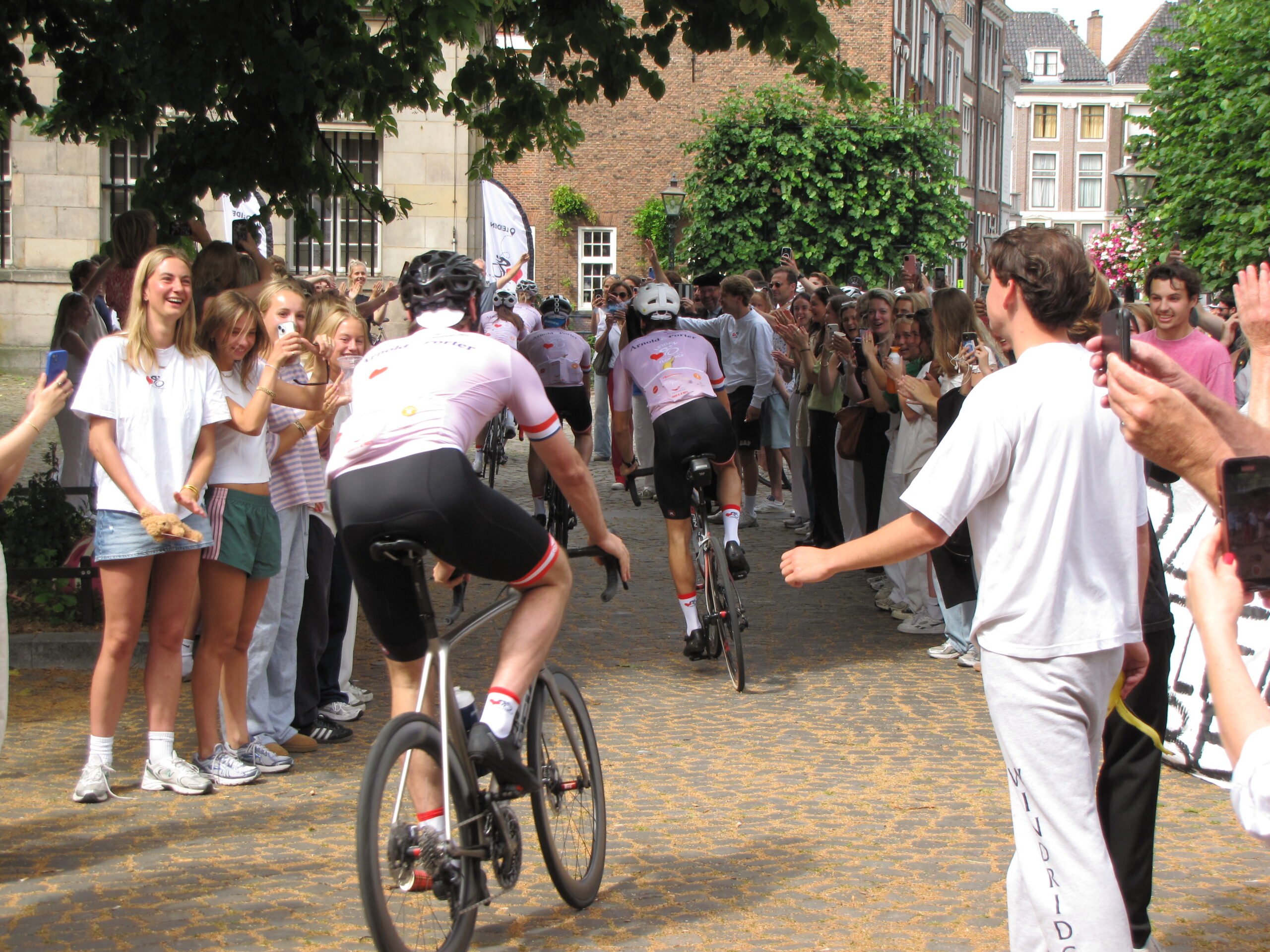 En dan echt op weg. (Foto: Paul Aalbers)