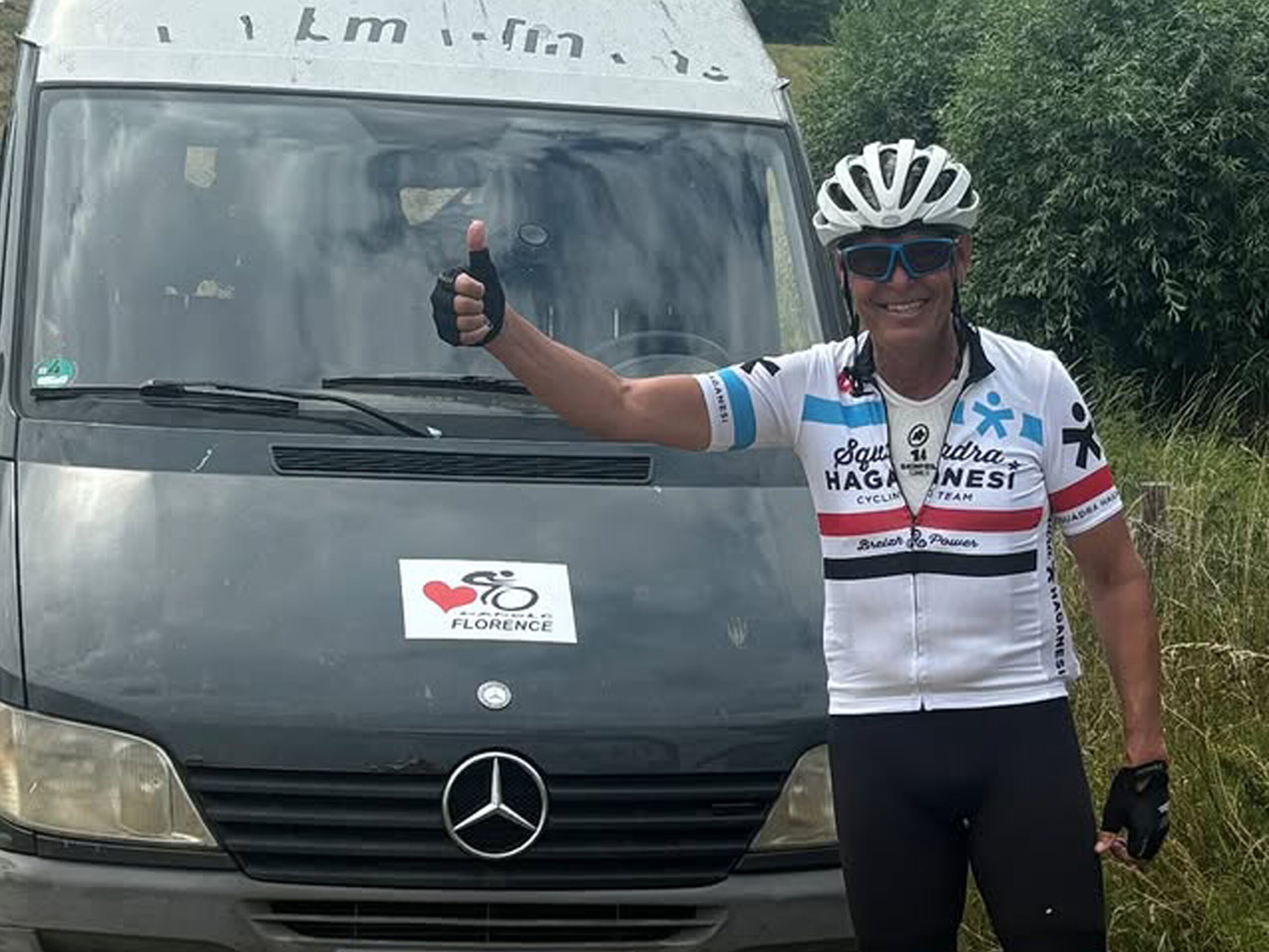 De vader van Annabelle Stoop heeft er alle vertrouwen in. Hij fietste de eerste etappe mee. (Foto: Heart To Handle Leiden)