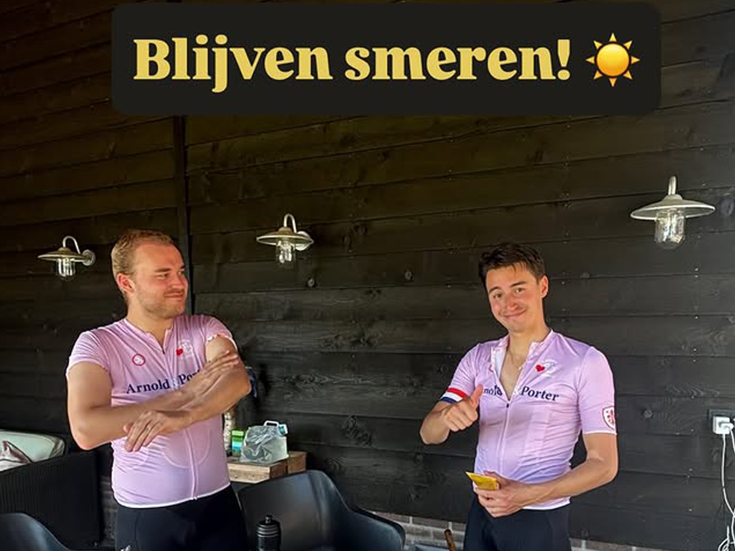 Smeren, heel belangrijk met zoveel zon. (Foto: Heart To Handle Leiden)