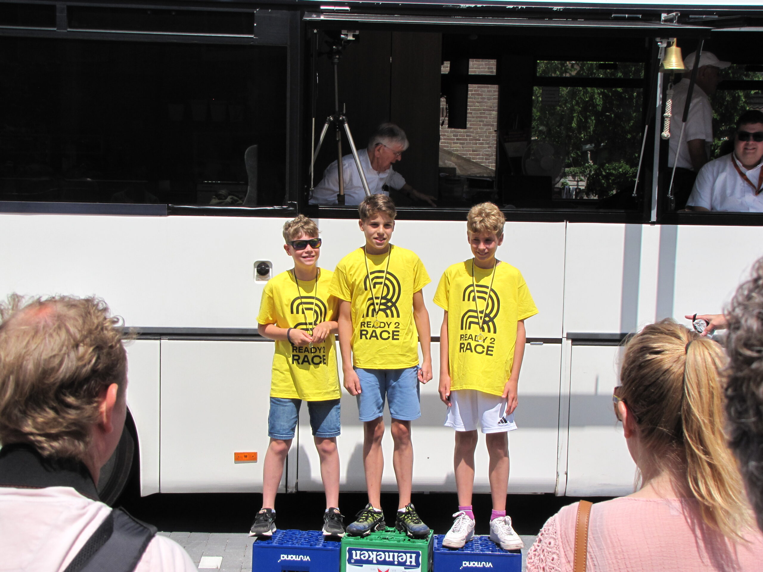 Prijsuitreiking Grutronde: jongens groep 7 en 8. (Foto: Paul Aalbers)