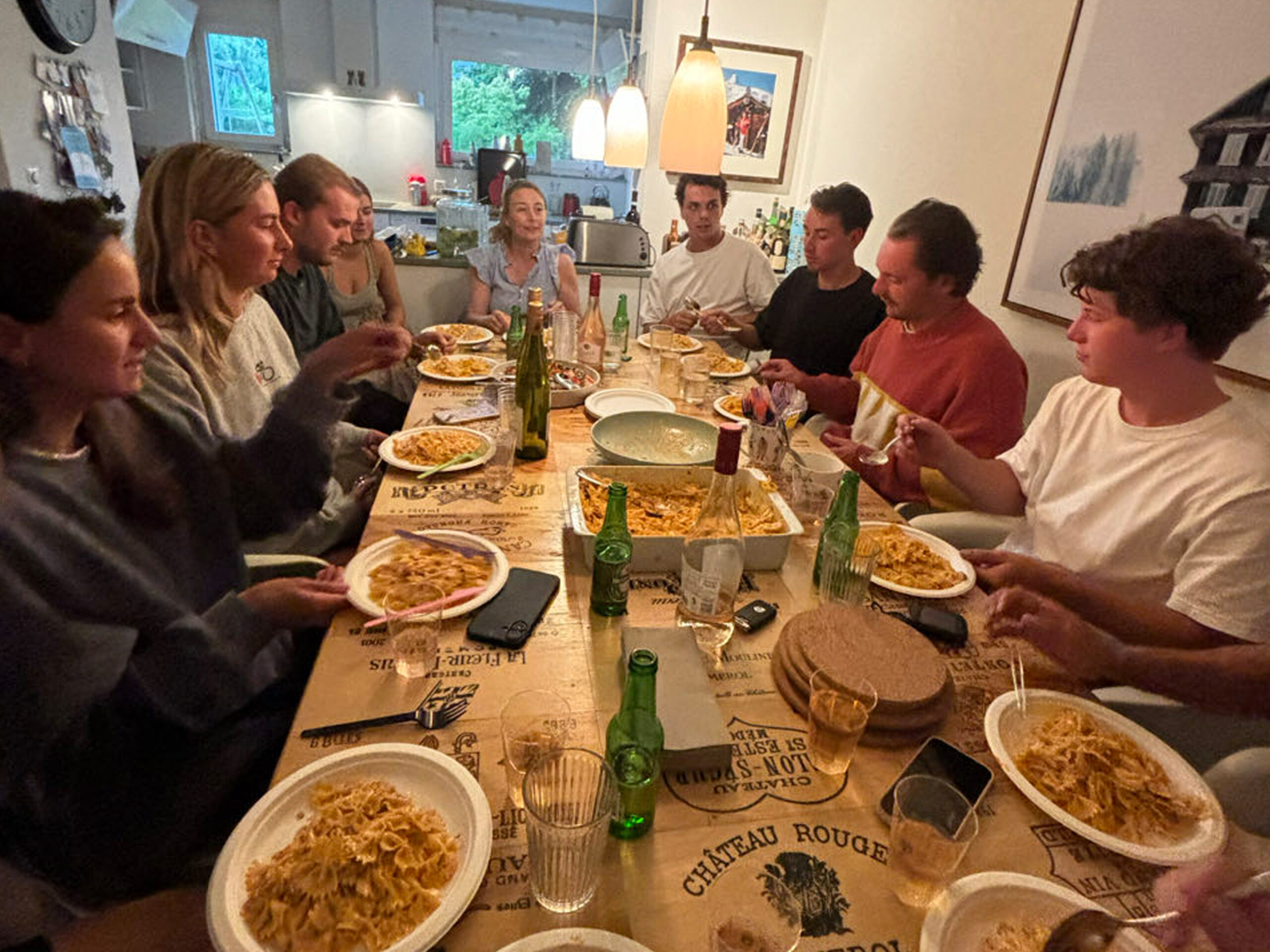 Pasta en zalm na een dag vol ontberingen. (Foto: Heart To Handle Leiden)