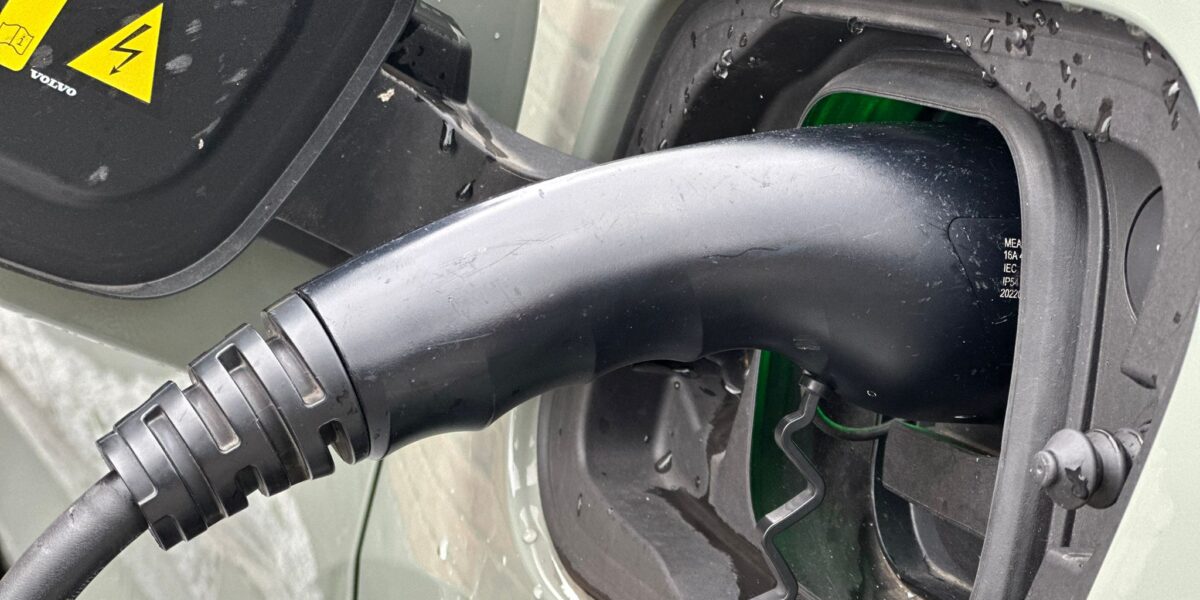 Duurste laadpaal staat in Wassenaar