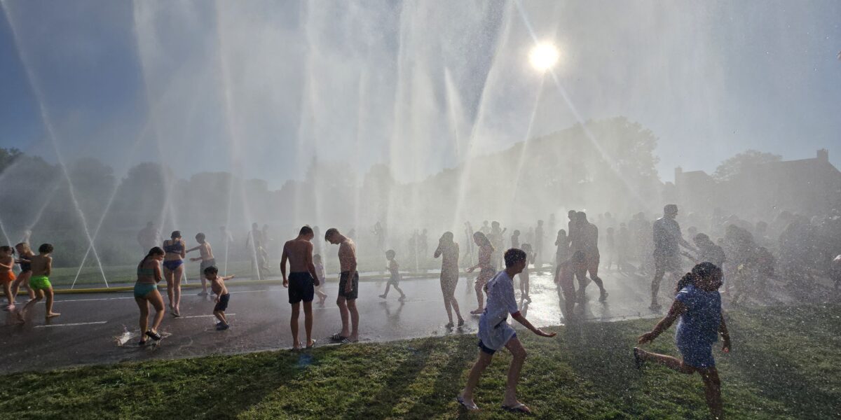 Waterfestijn in Leiderdorp nog onzeker na politieke discussie