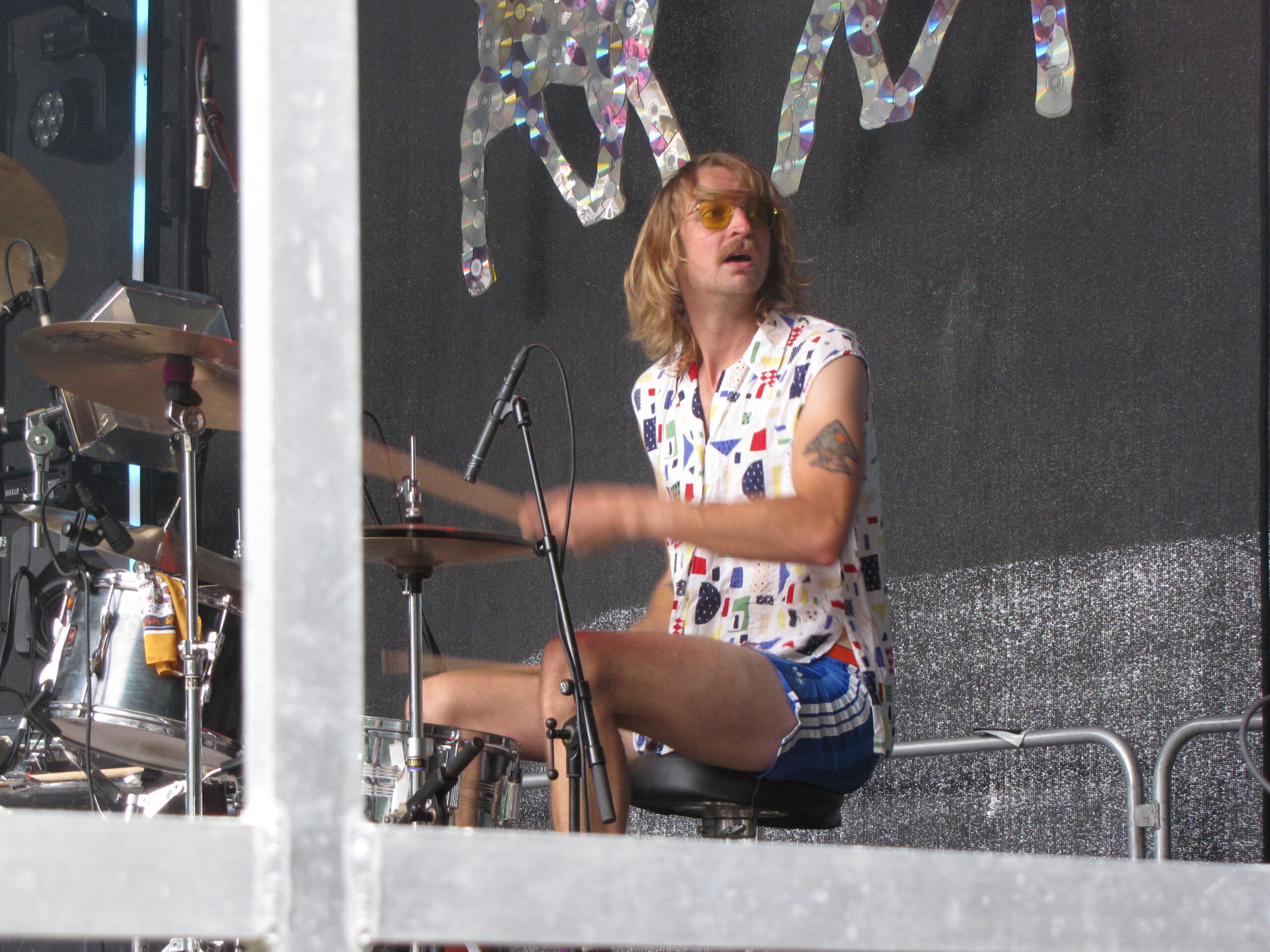 Ymte Koekkoek achter de akoestische drums. (Foto: Paul Aalbers)