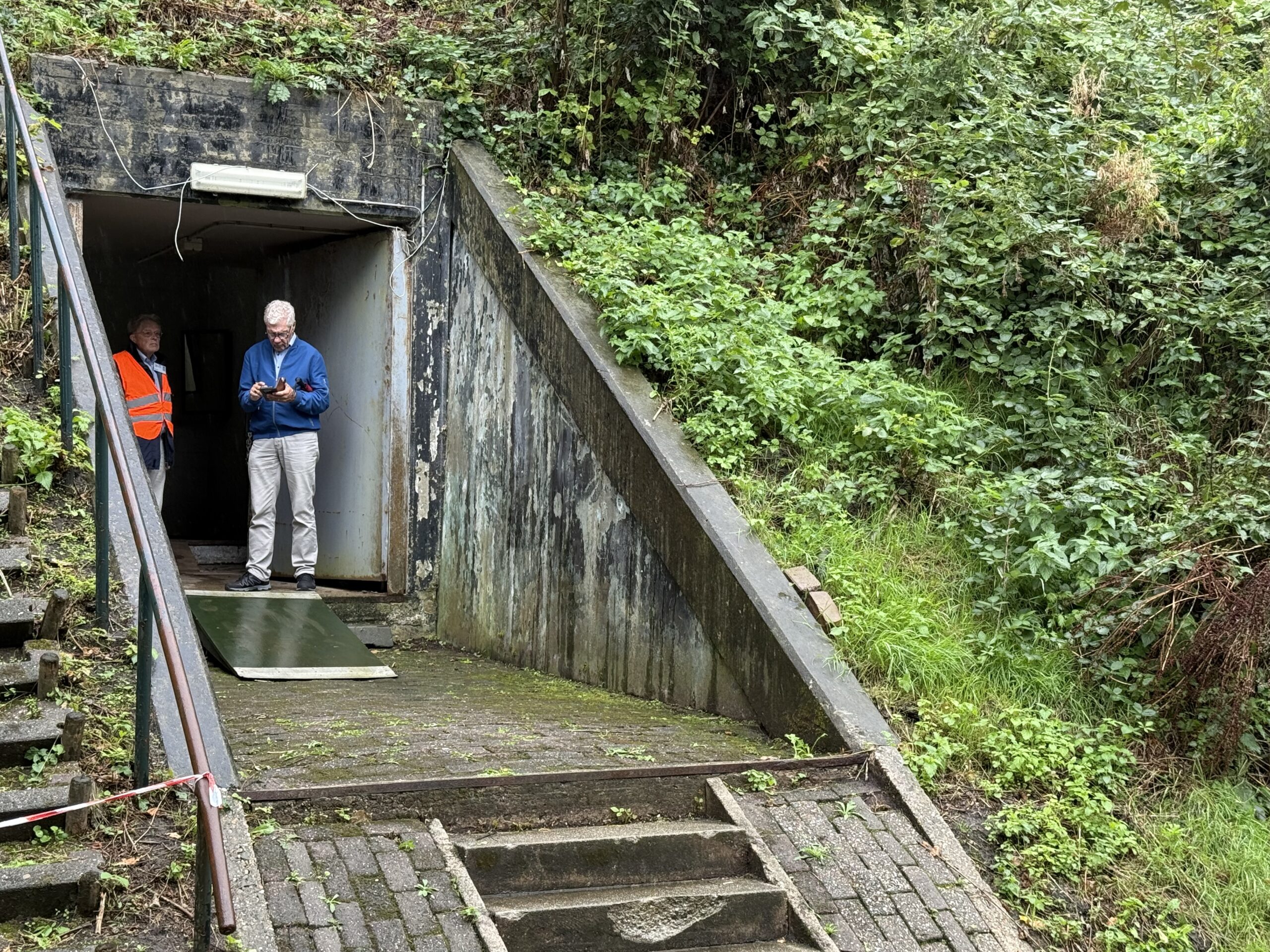 Ingang van de bunker aan de Kwaaklaan. (Foto: Paul Aalbers)