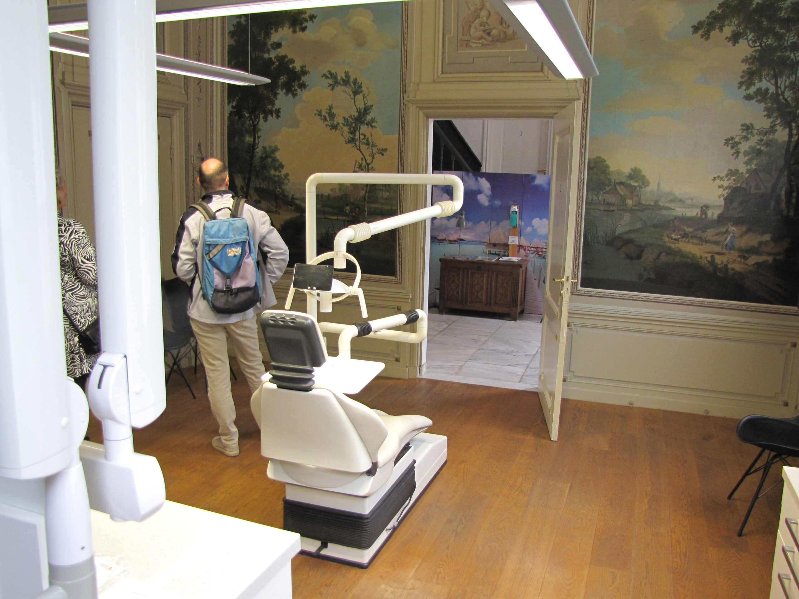 In die stoel wil je je ogen wel openhouden. (Foto: Paul Aalbers)