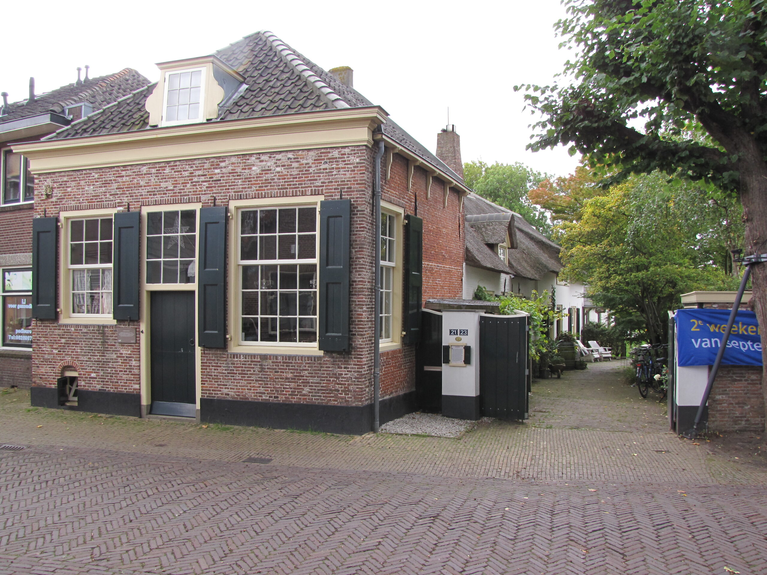 Voorzijde van de Treubstraat 21-23. (Foto: Paul Aalbers)