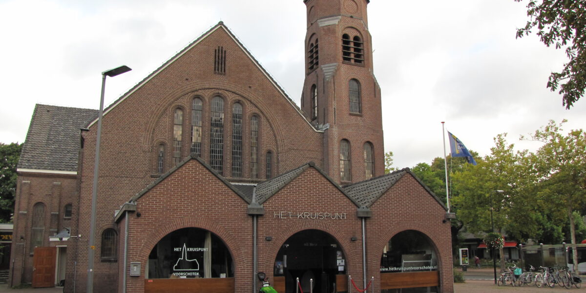 Gemeente Voorschoten wil Kruispuntkerk kopen in plaats van huren