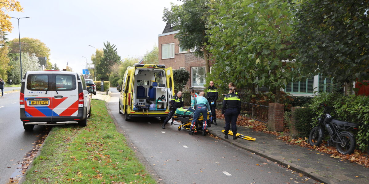 Fietser op fatbike valt van zijn fiets op Hoge Rijndijk