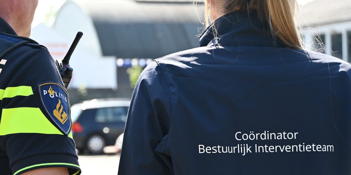 Illegaal persoon aangetroffen in opslagunit