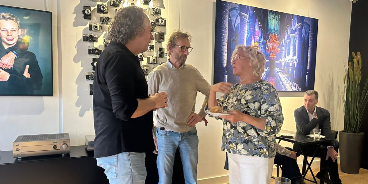 Zoeterwoudse ondernemers ontbijten in fotostudio