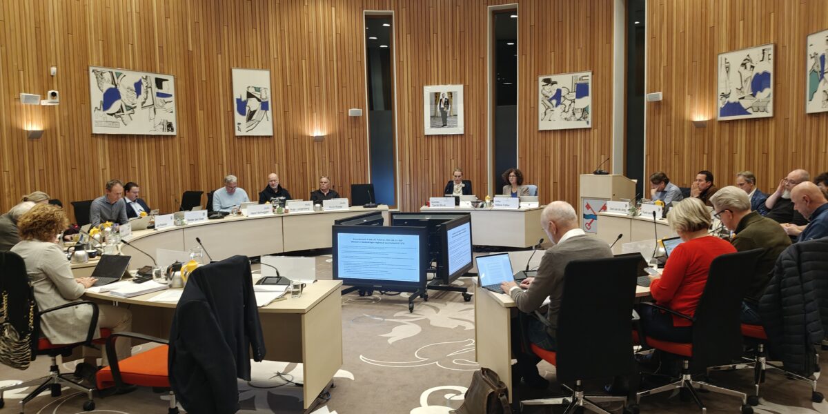Leiderdorpse gemeenteraad zoekt vorm voor 'duidingsdebat' na verkiezingen