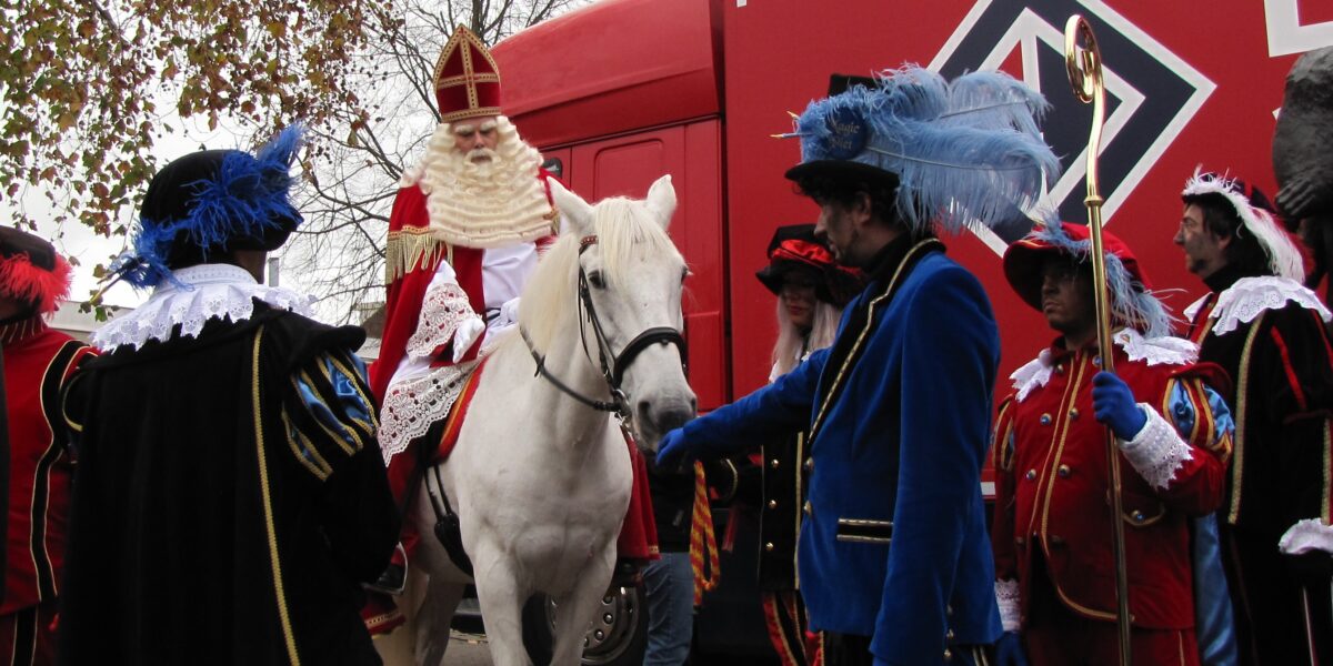 Sinterklaas wist ook Wassenaar weer te vinden