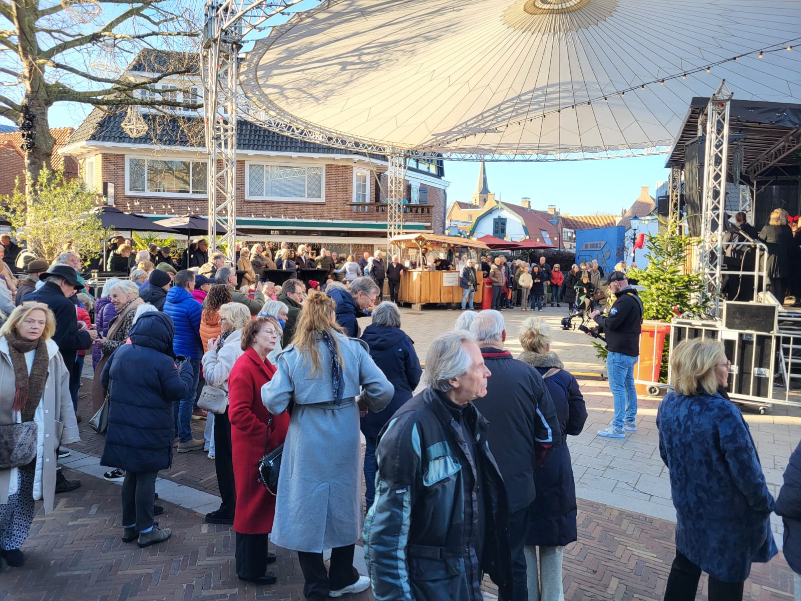 De festiviteiten trokken veel publiek