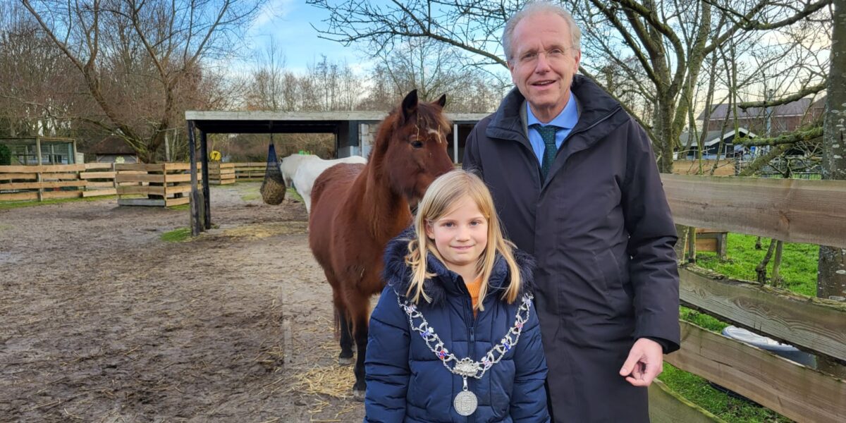Vivianne (9) wil kinderburgemeester van Wassenaar worden