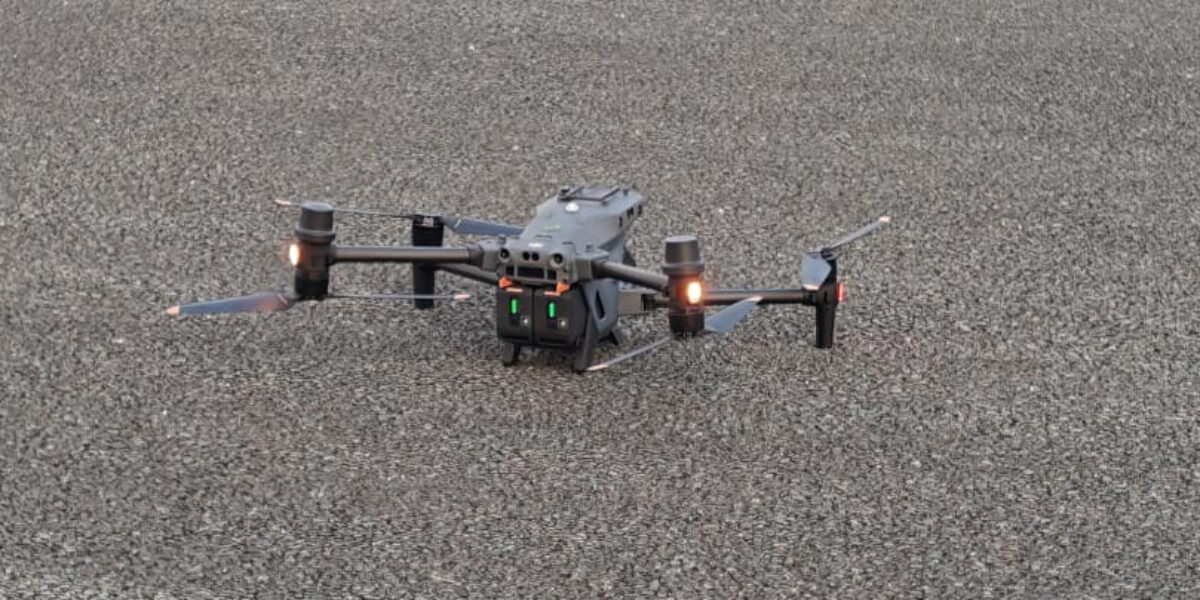 Gemeente Leiderdorp laat straten en trottoirs in Buitenhof inmeten met drones