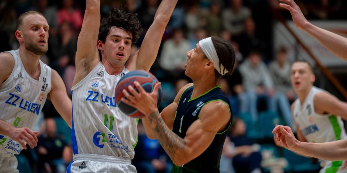 ZZ Leiden wint weer na zware periode