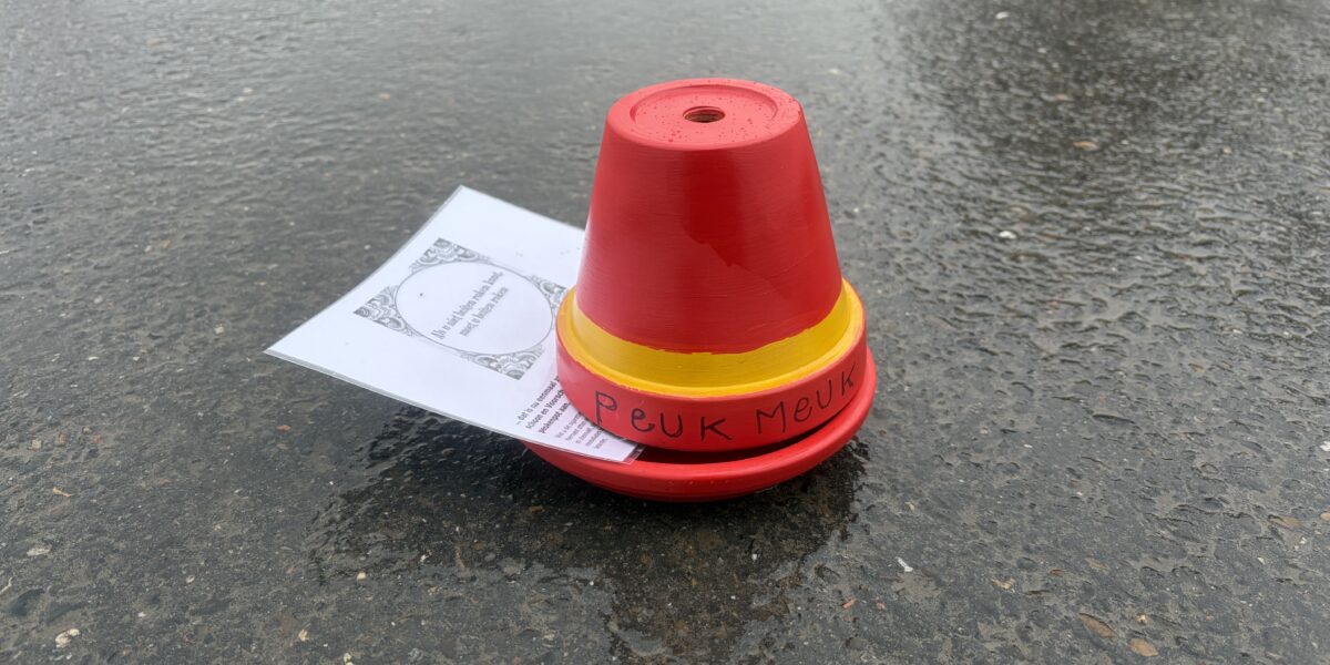 Peukenpotten in Voorschoten moeten zwerfafval tegengaan