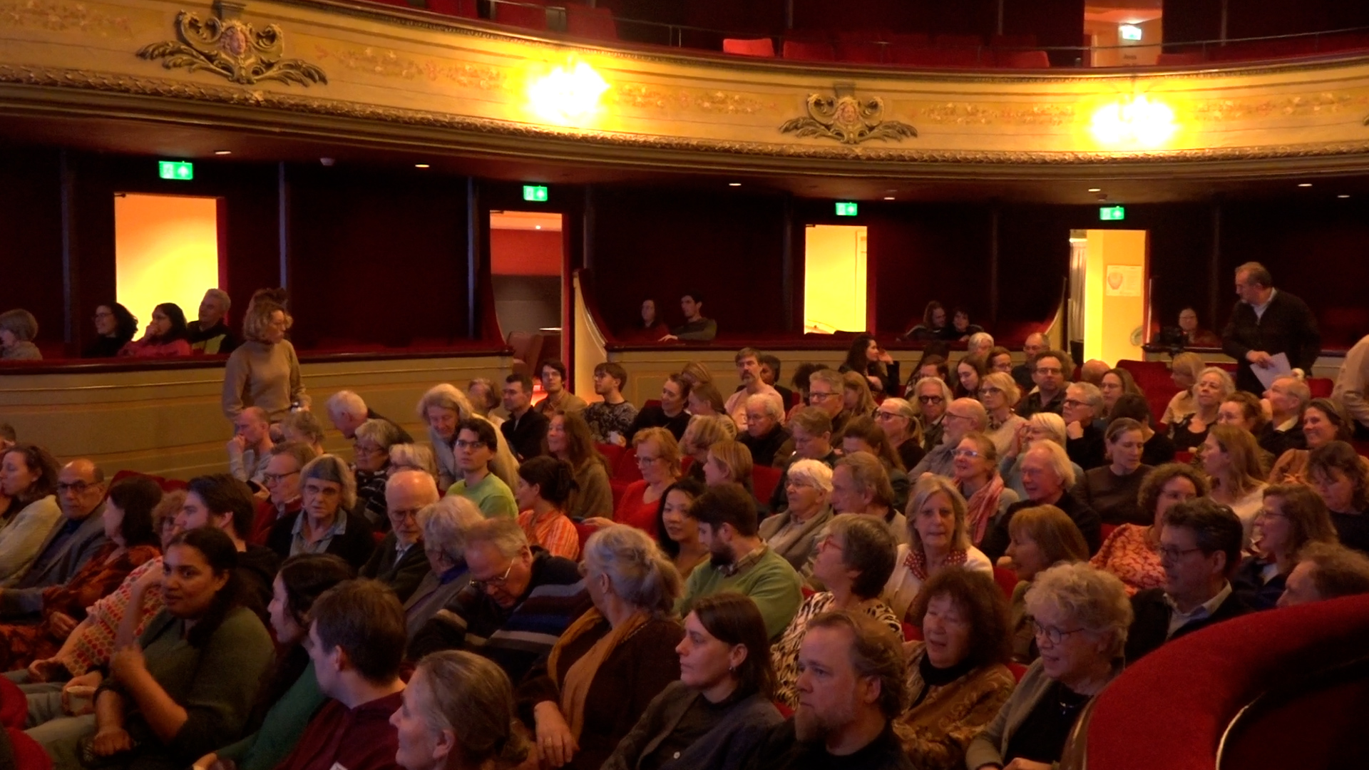 Na de Iftar volgde de voorstelling van Sadettin Kırmızıyüz.