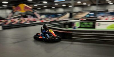 Kartbaan Poeldijk Kiwanis rijden voor het goede doel.