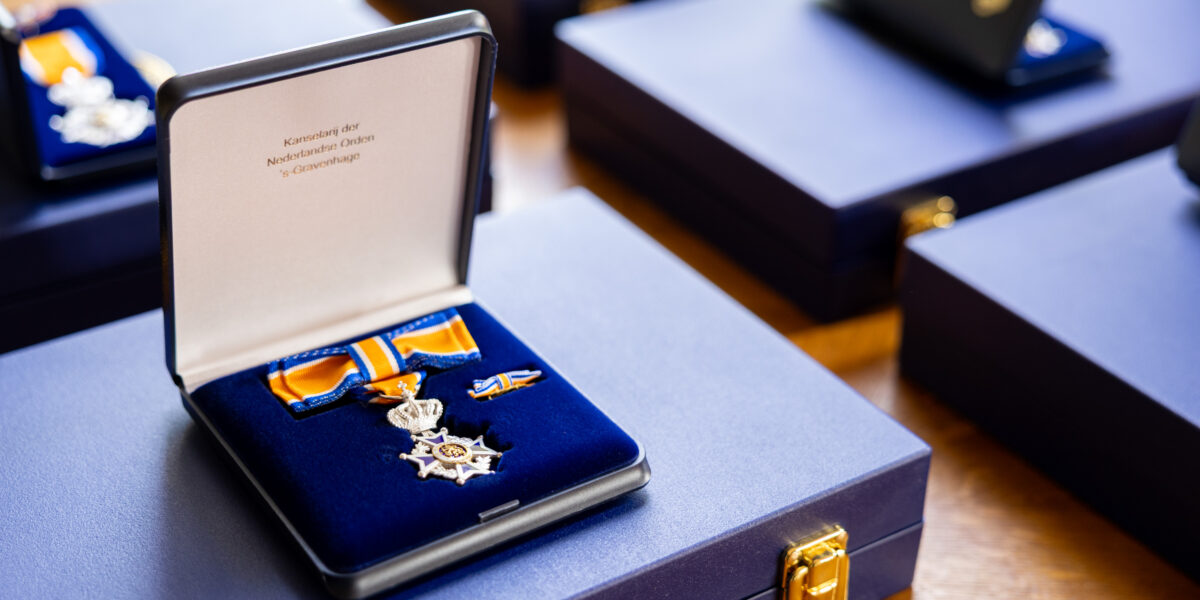 Draag een Voorschotenaar voor: vraag op tijd een lintje aan