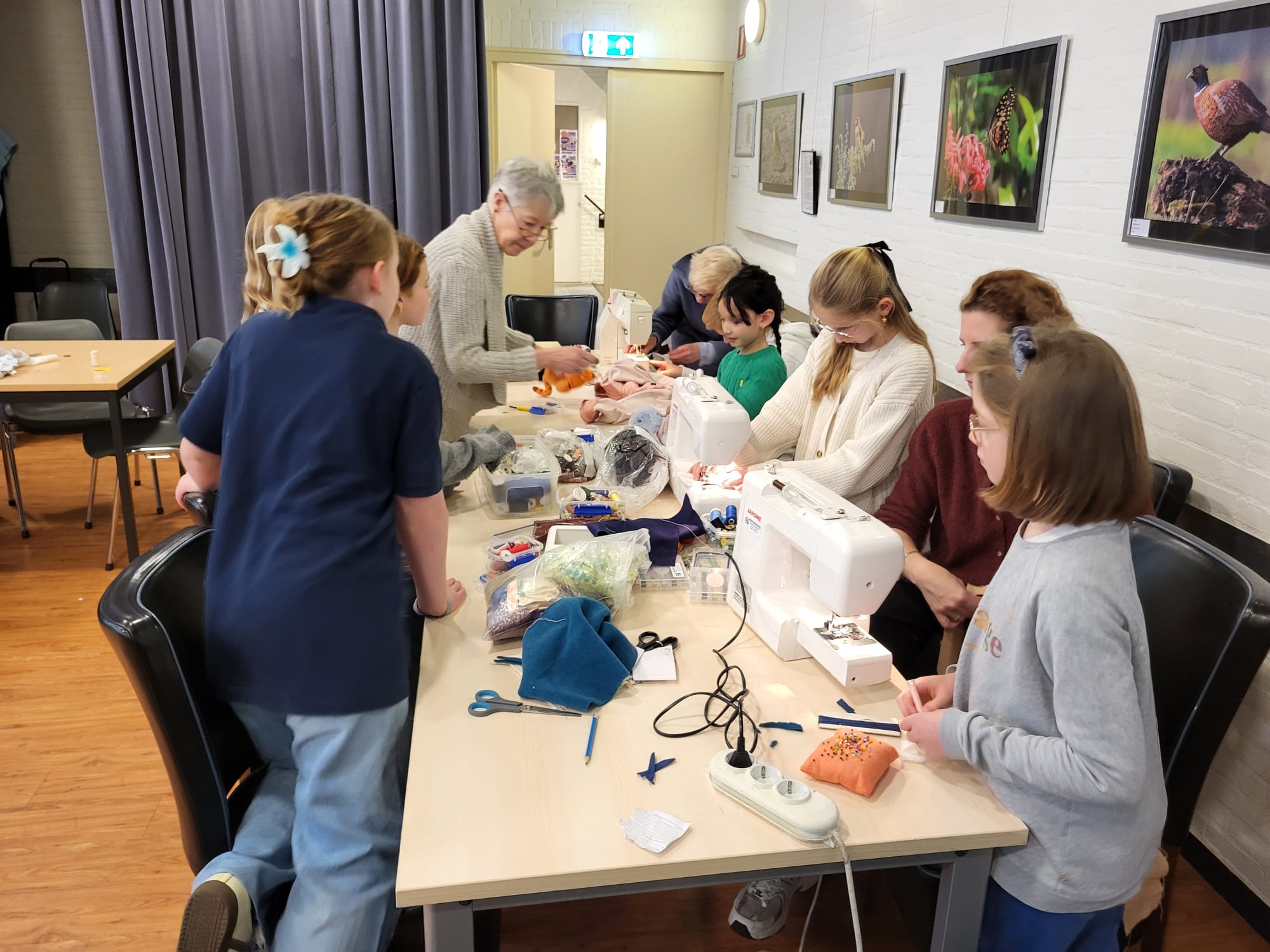 De kinderen mochten zelf aan de slag