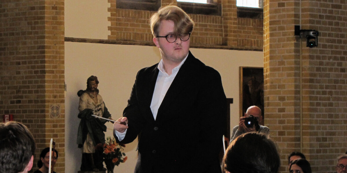 Eerste muziekstuk Leidenaar Jonas de Laat enthousiast ontvangen