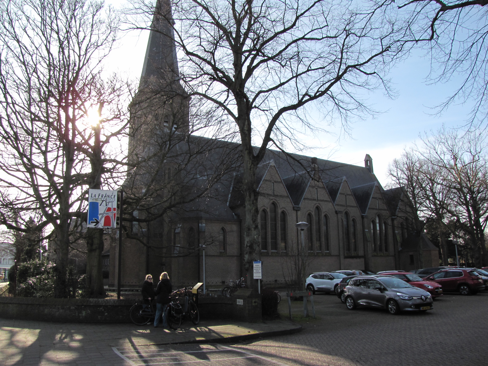 Plaats van handeling: de Willibrorduskerk in Oegstgeest. (Foto: Paul Aalbers)