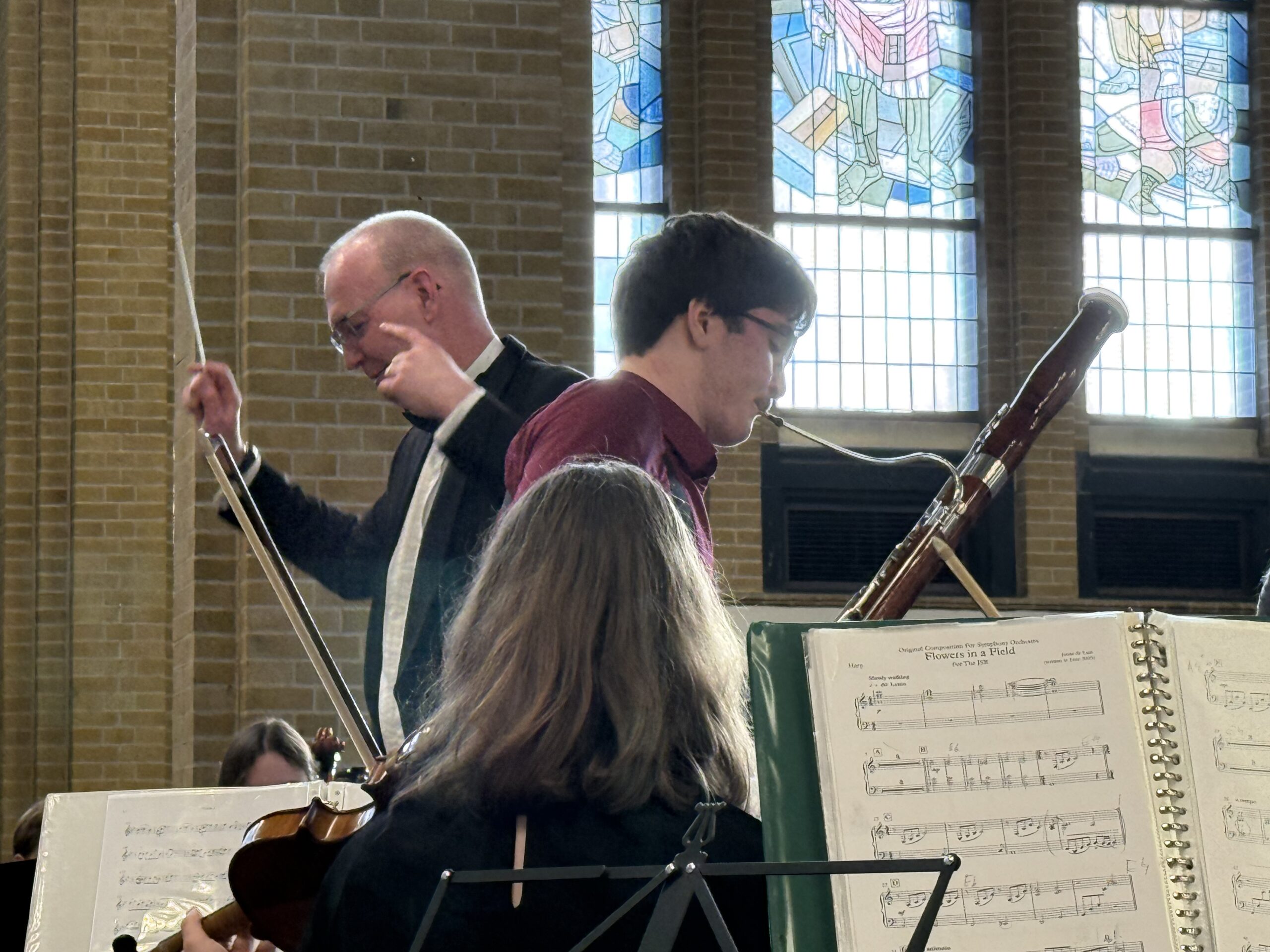 Mark Tempelaars en Toine Maltha tijdens Concerto for Bassoon in Bes, KV 191 van W.A. Mozart. (Foto: Paul Aalbers)Concerto for Bassoon in Bes, KV 191 van W.A. Mozart 