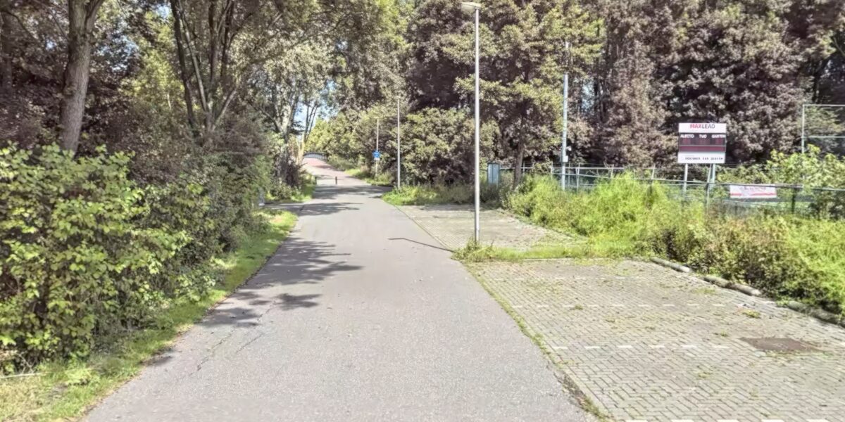 Meisje lastiggevallen in De Bloemerd: 'Aangevallen door vreemde man'
