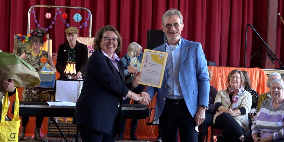 Zoeterwoude ontvangt certificaat Dementievriendelijke Gemeente