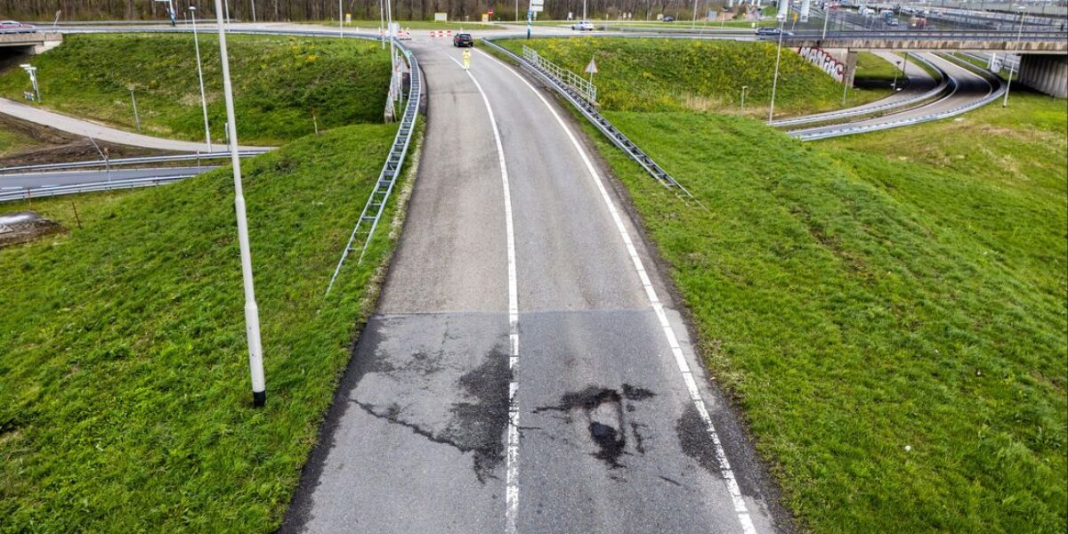 Delen van snelweg A4 worden vannacht gerepareerd