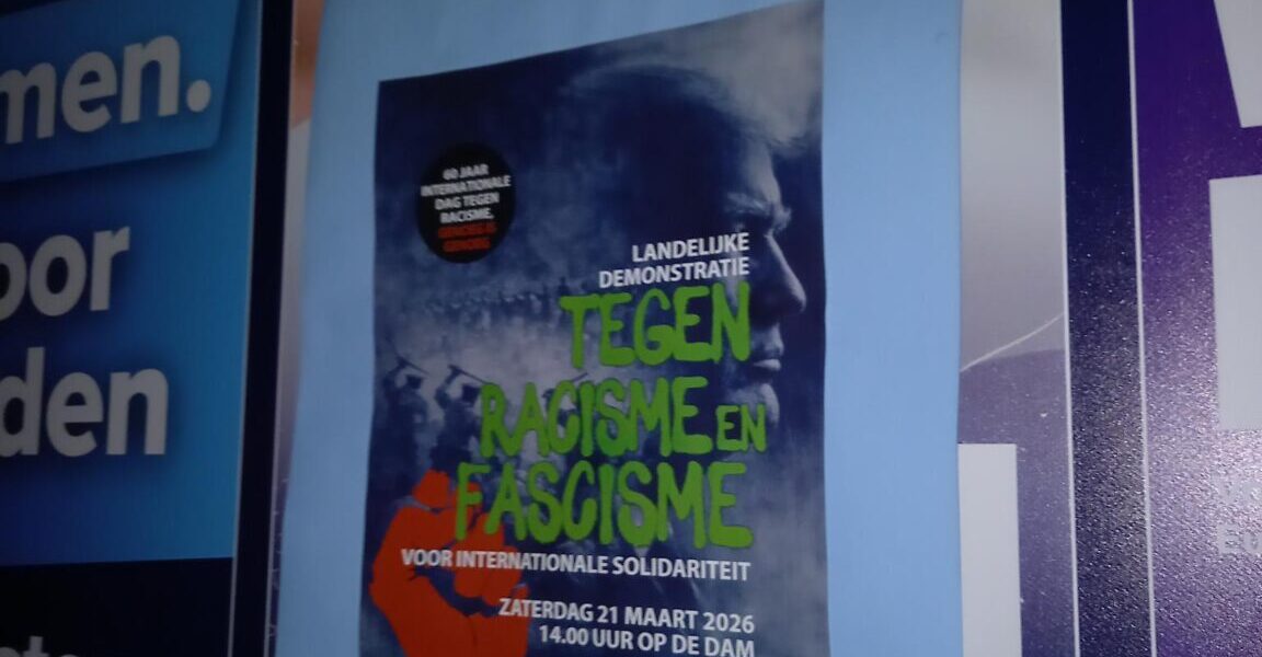 FvD-posters op vier verkiezingsborden in Leiden overgeplakt