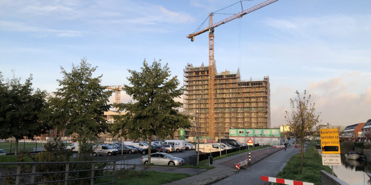 Zoeterwoude bouwde drie keer zoveel huizen als de bedoeling was